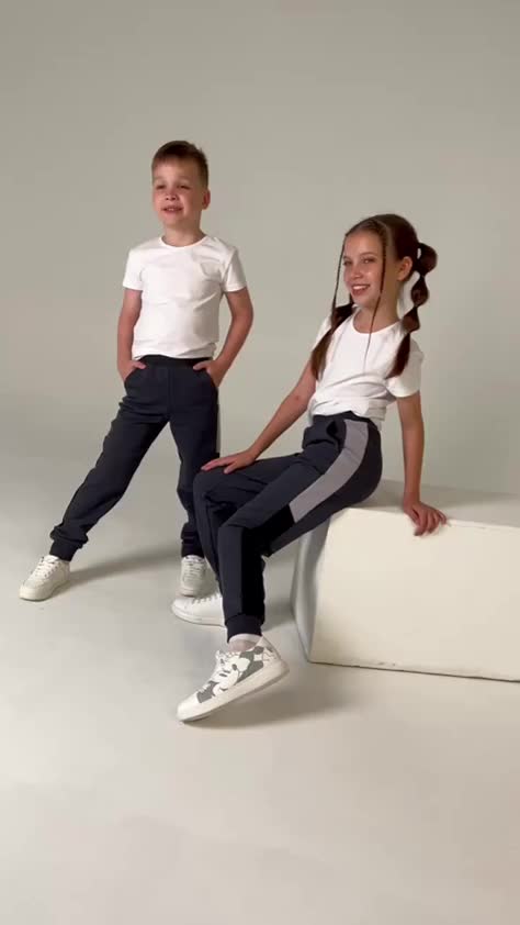 �����