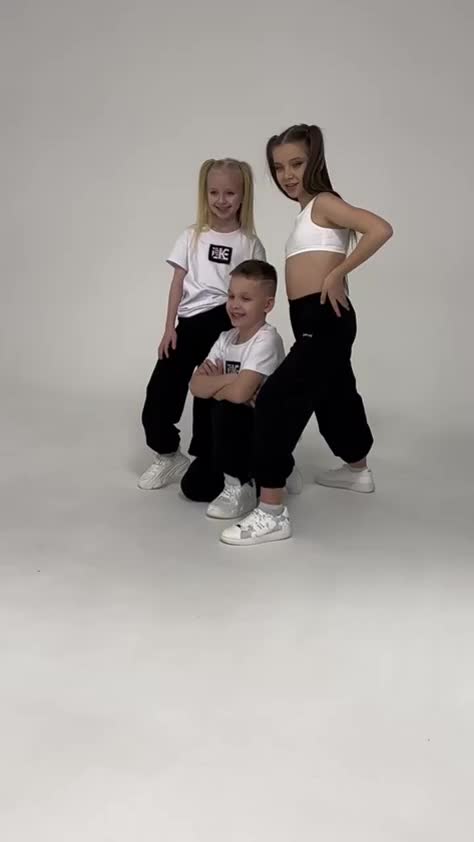 �����