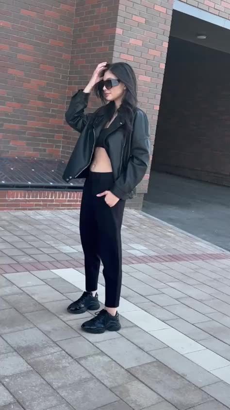 �����